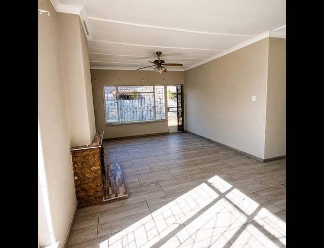 3 BEDROOM HOUSE FOR SALE IN ROTHDENE